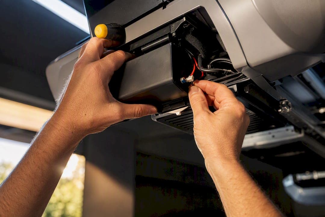 Loveland Homeowners: 5 Minute Opener Battery Backup Safety Checklist